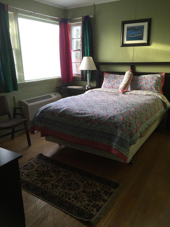 Meems Elliston B&B 外观 照片
