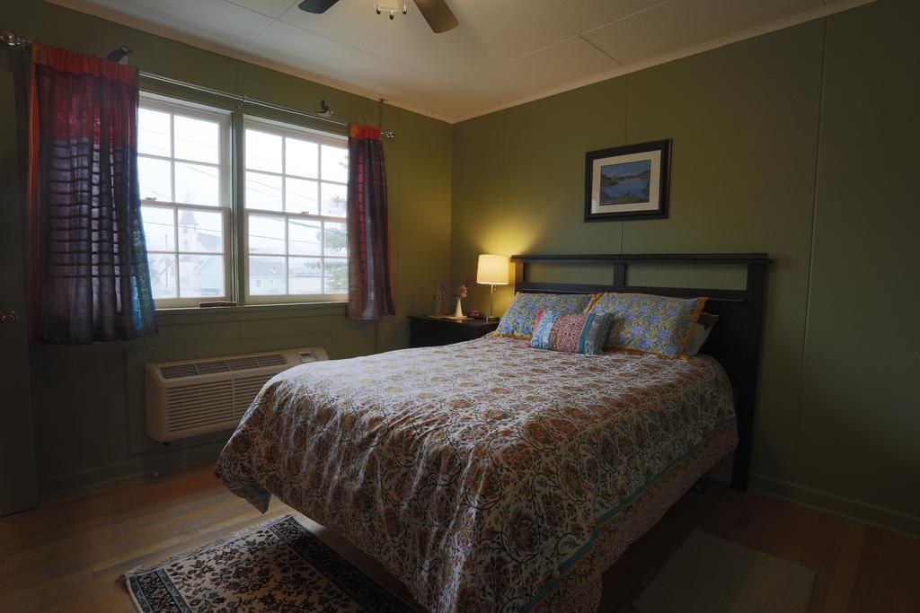 Meems Elliston B&B 外观 照片