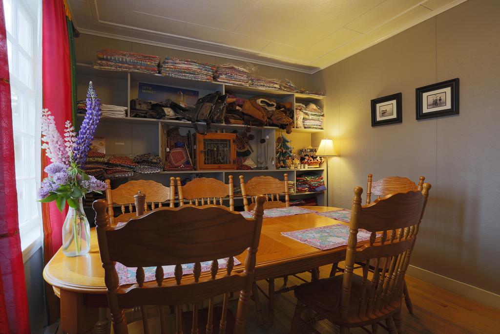 Meems Elliston B&B 外观 照片