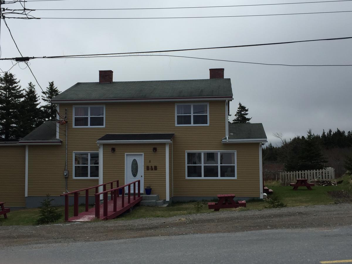 Meems Elliston B&B 外观 照片