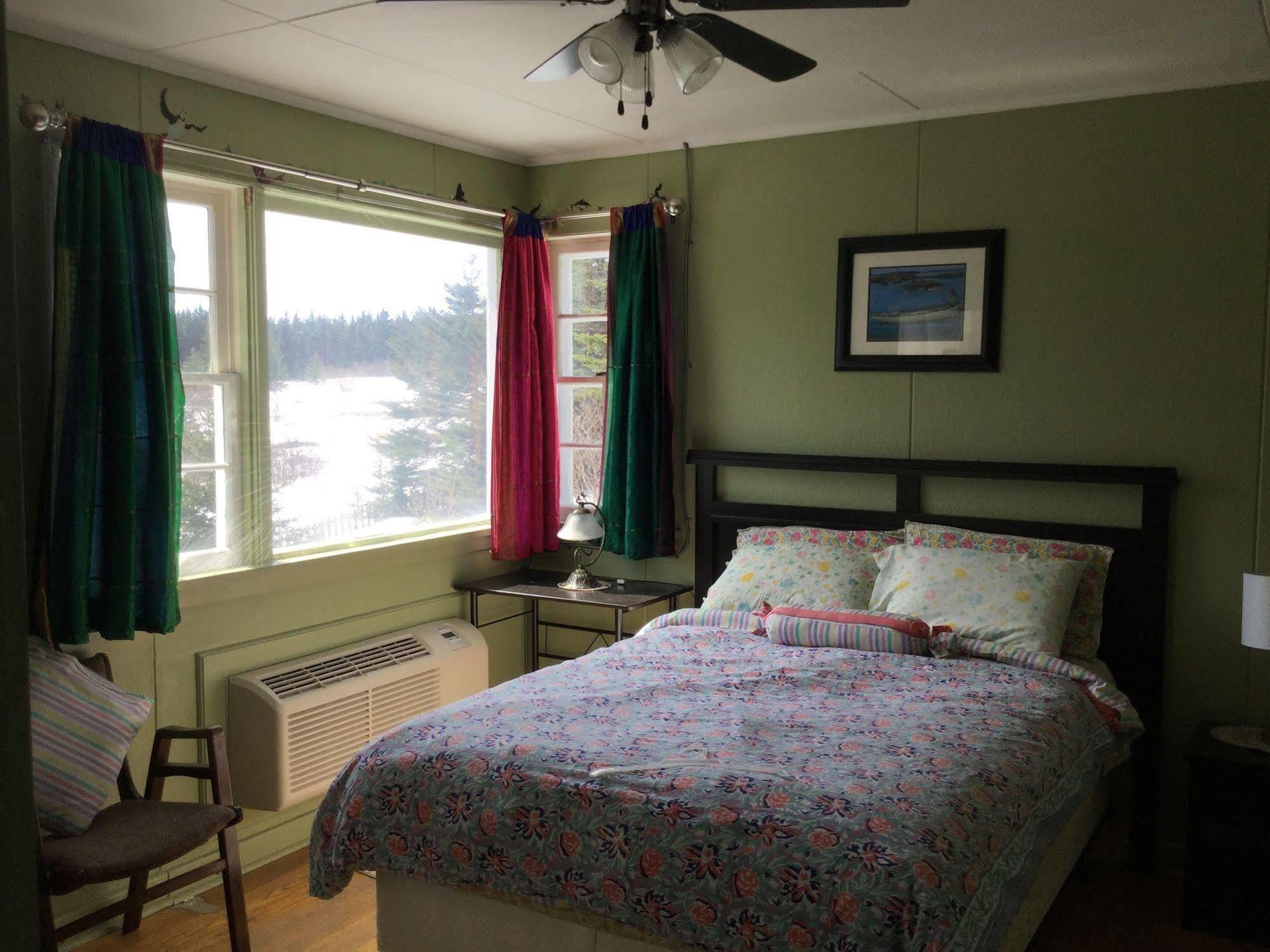 Meems Elliston B&B 外观 照片