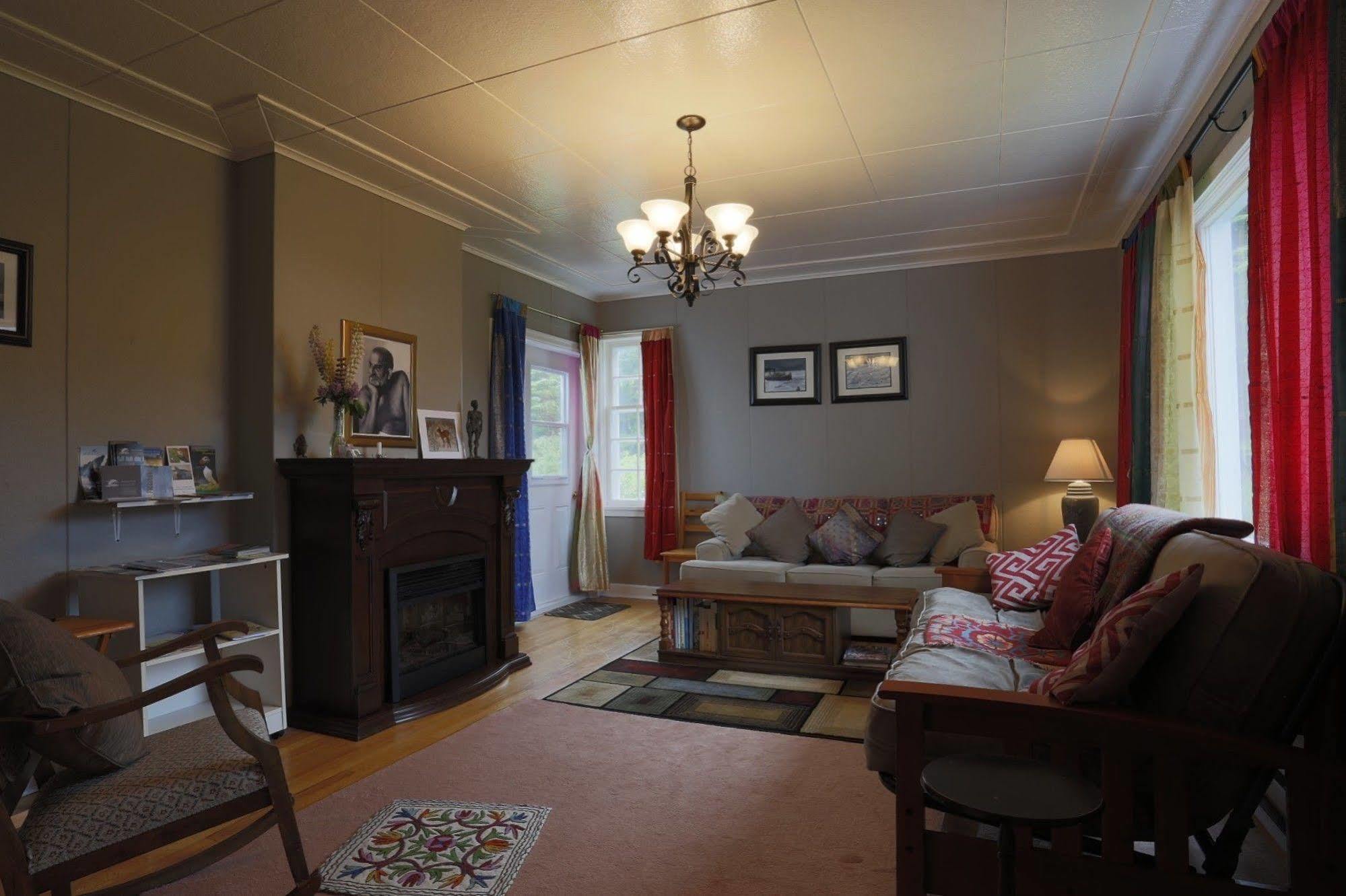Meems Elliston B&B 外观 照片