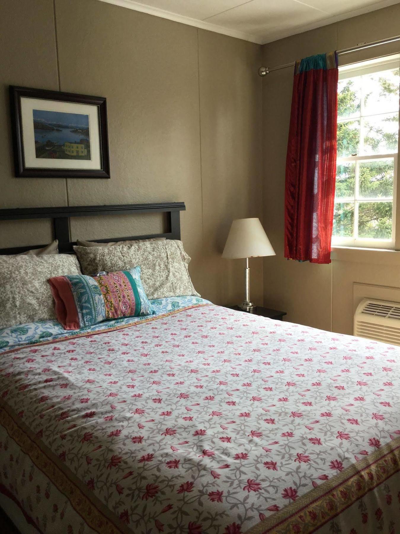 Meems Elliston B&B 外观 照片