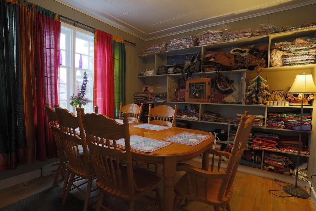 Meems Elliston B&B 外观 照片